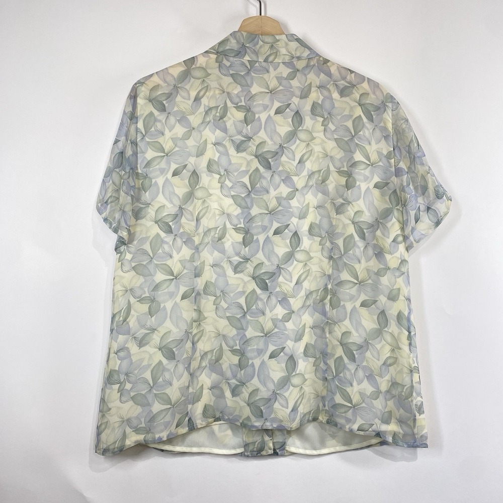 Liz Claiborne Women's Silk Floral Resort Short Sleeve Shirt Size 14 Button Front - Picture 4 of 15